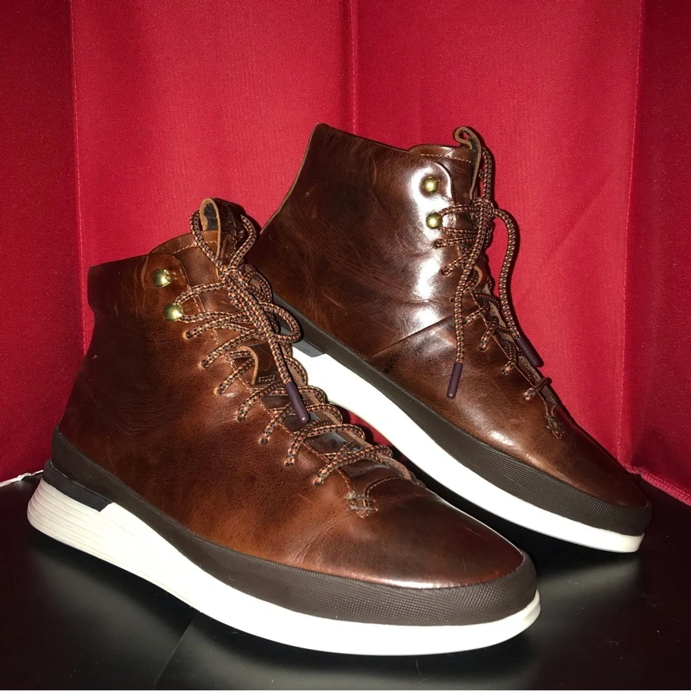 Brown Leather High-Top Men’s Sneakers - Casual Fashion Boots